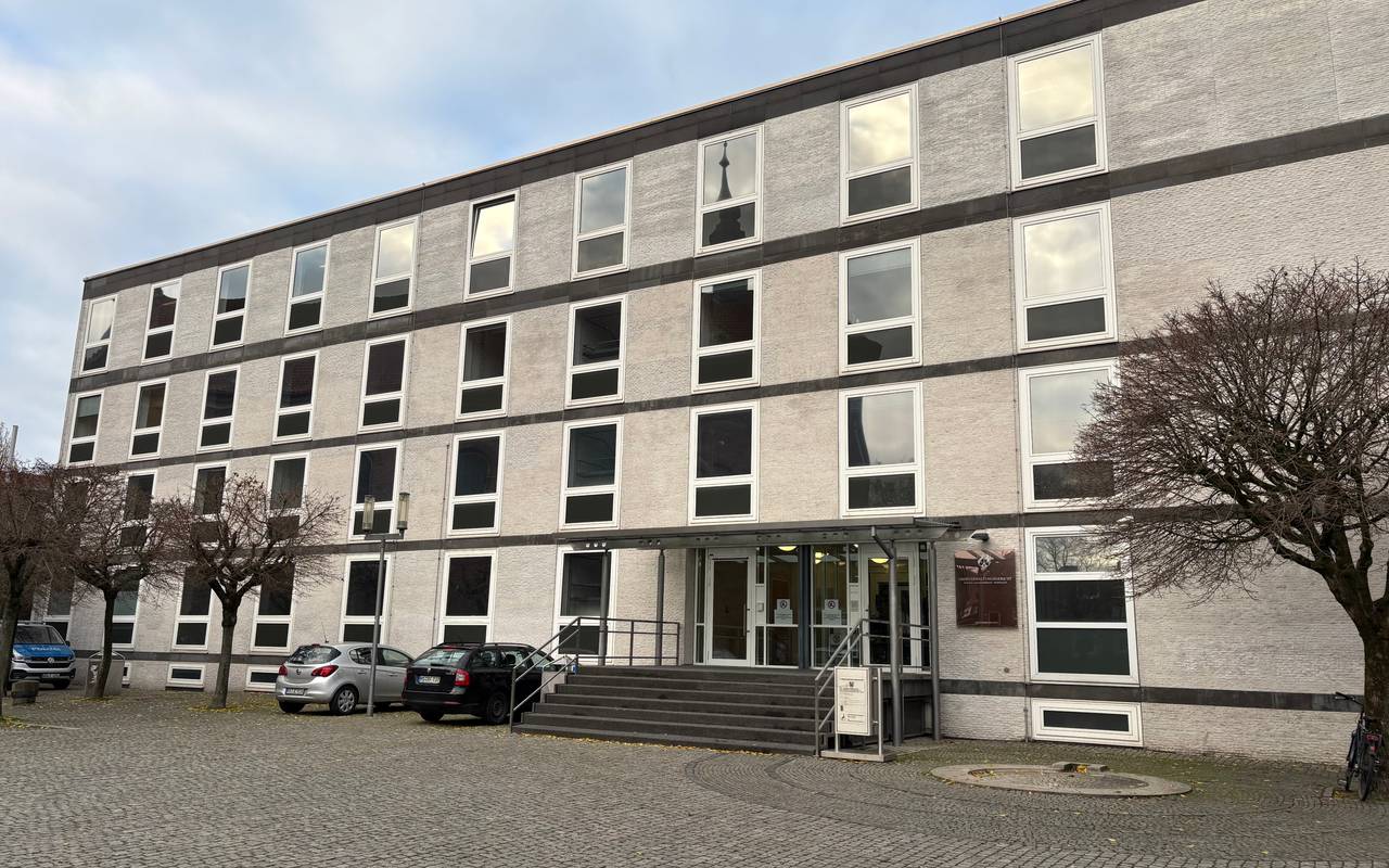 Das Gebäude des Oberverwaltungsgerichtes in Münster von außen.