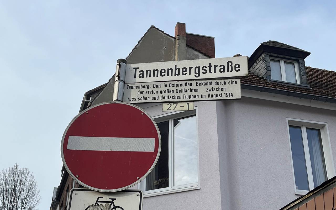 Das Straßenschild der Tannenbergstraße.