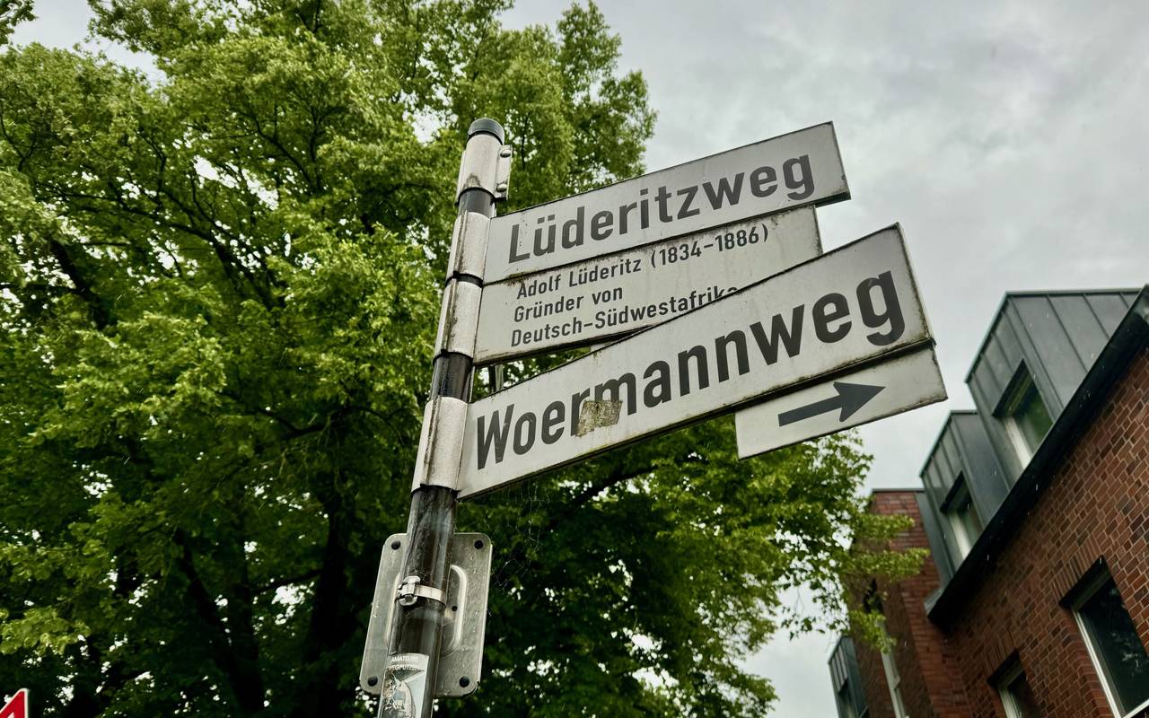 Straßenschilder Lüderitzweg und Woermannweg