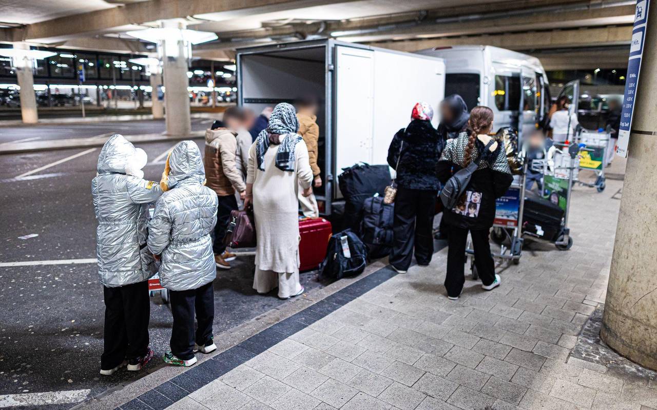 Flughafen Hannover - Ankunft Afghanen mit Aufnahmezusage