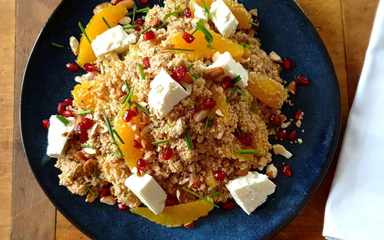 Winter-Taboulé mit Couscous und Orangen