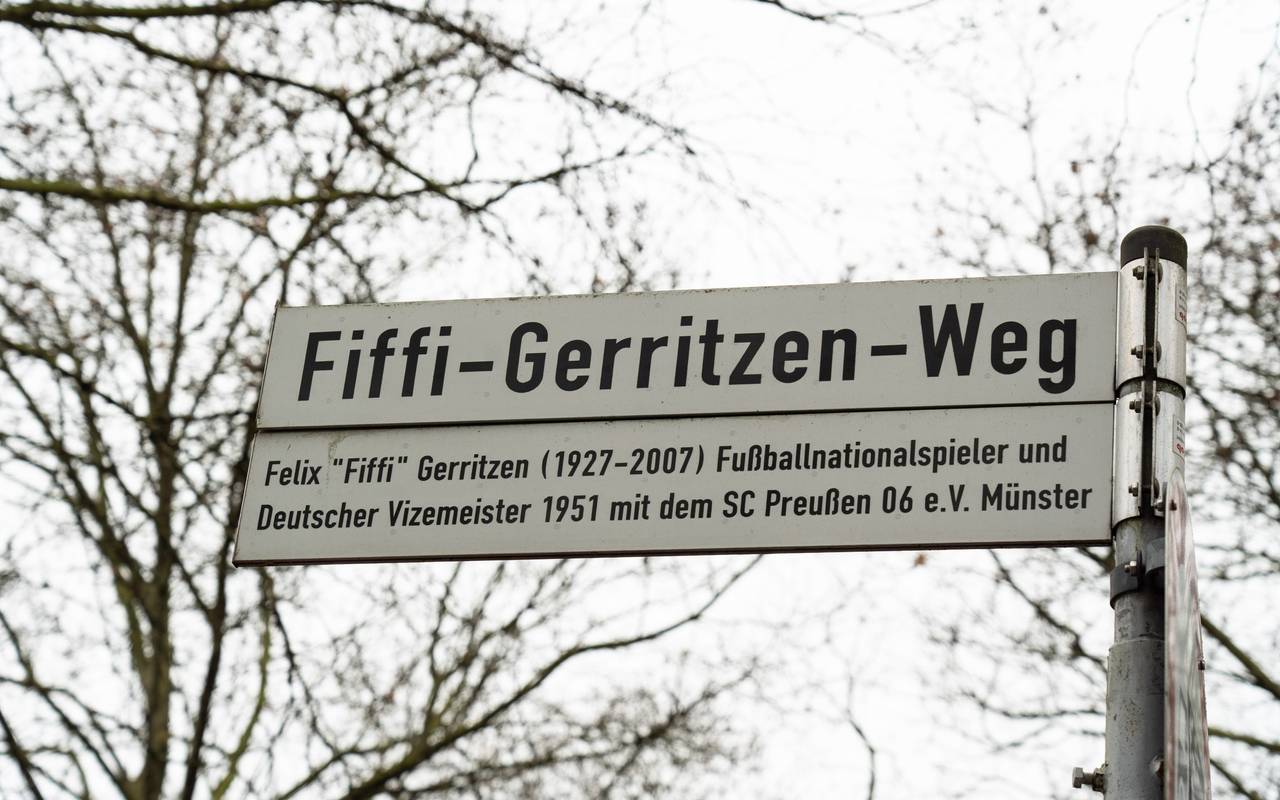 Im Zuge der Modernisierung des LVM-Preußenstadions erhalten alle bisherigen und neuen Stadiongebäude künftig die gemeinsame Adresse Fiffi-Gerritzen-Weg in Münster.
