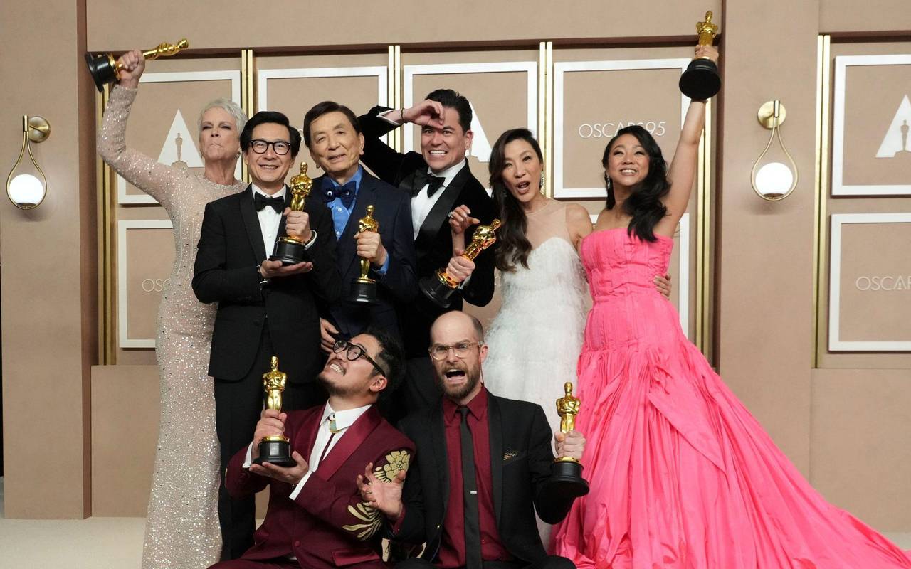 «Everything Everywhere All at Once»