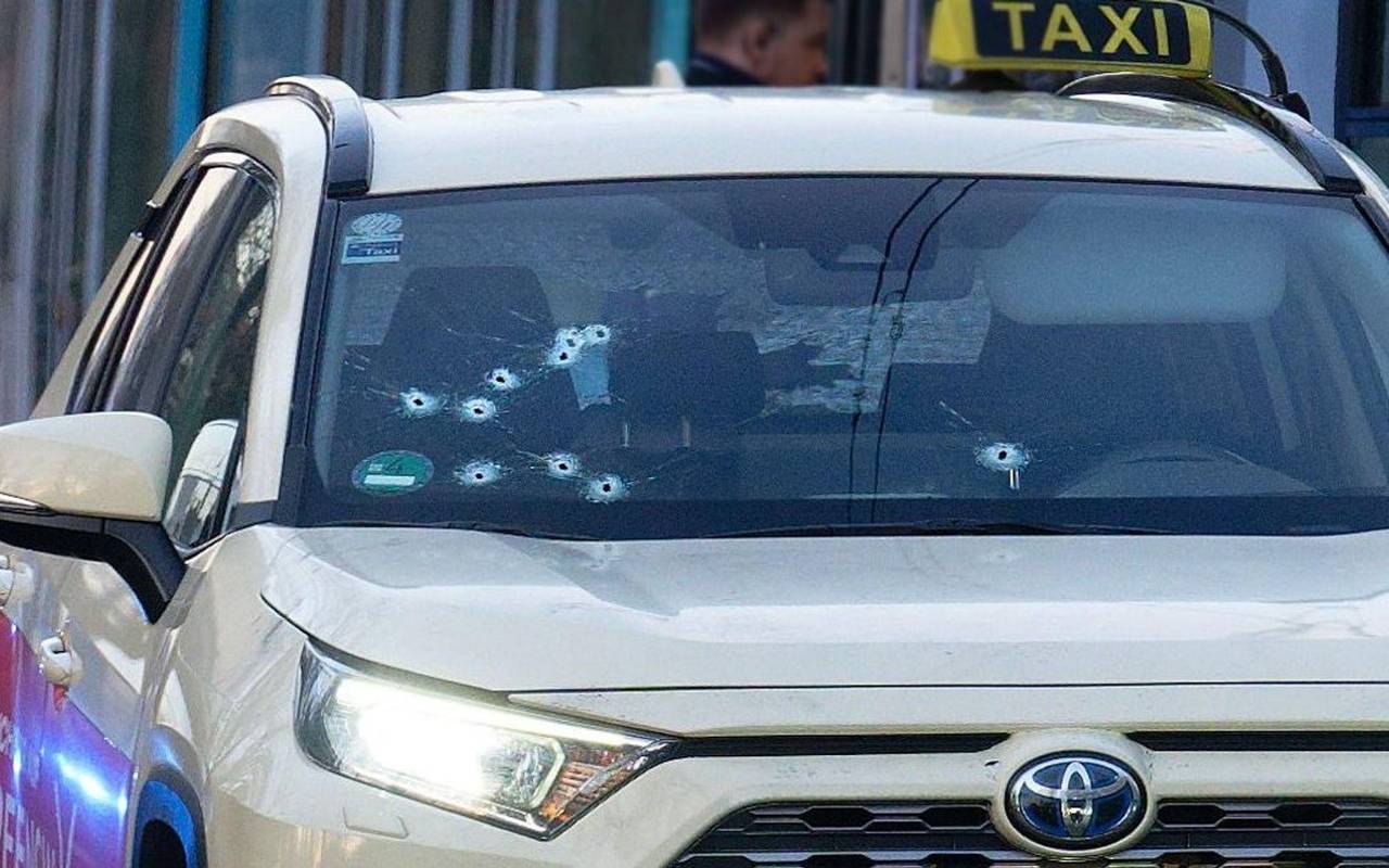 Schüsse auf Taxi-Fahrgast