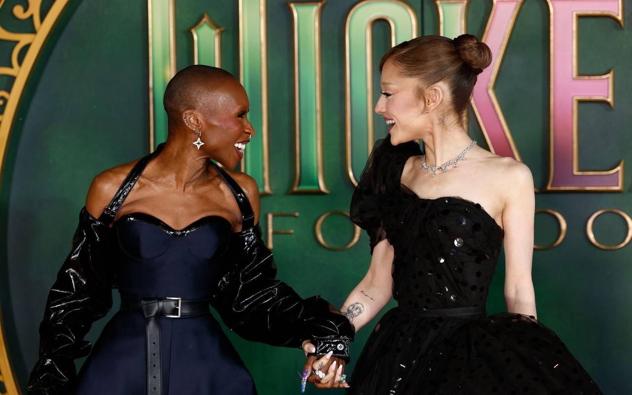 Cynthia Erivo (l) und Ariana Grande