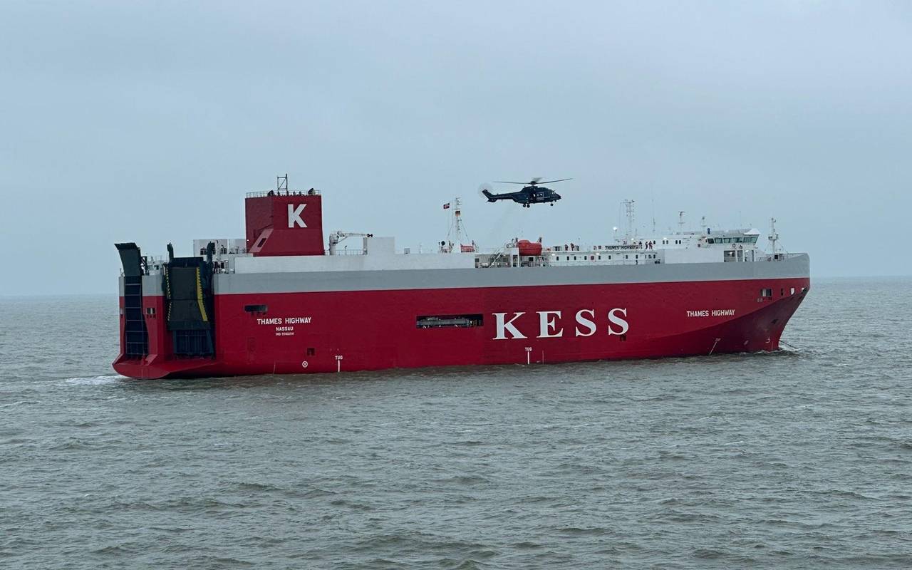 Brand auf der "Thames Highway"