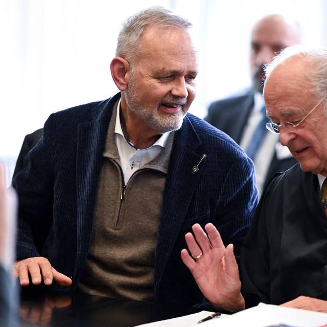 Streit um Abtreibung vor Gericht