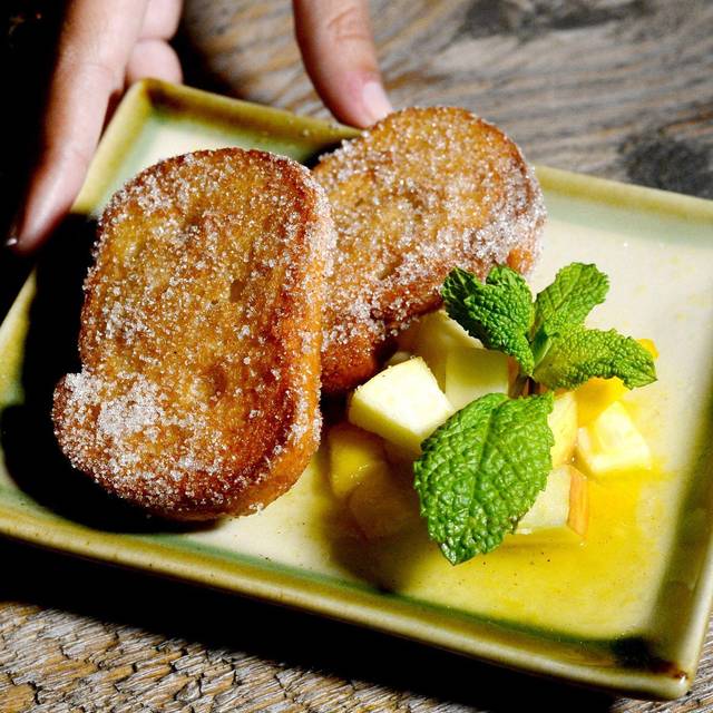 Arme Ritter aus Schrippen mit Kokosnussmilch, Zimt und Zucker