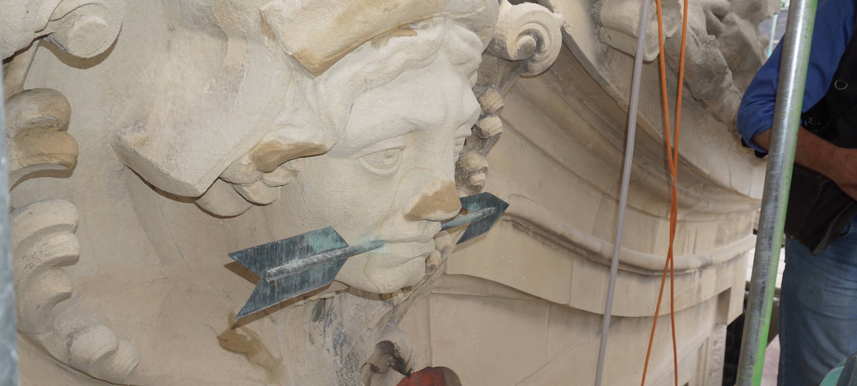 Restaurierung der Schloss-Fassade: Alles läuft nach Plan
