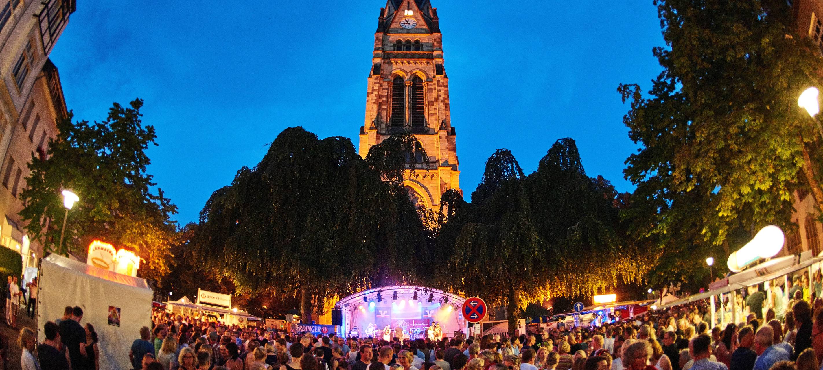 Das X4tel-Fest rund um die Kreuzkirche