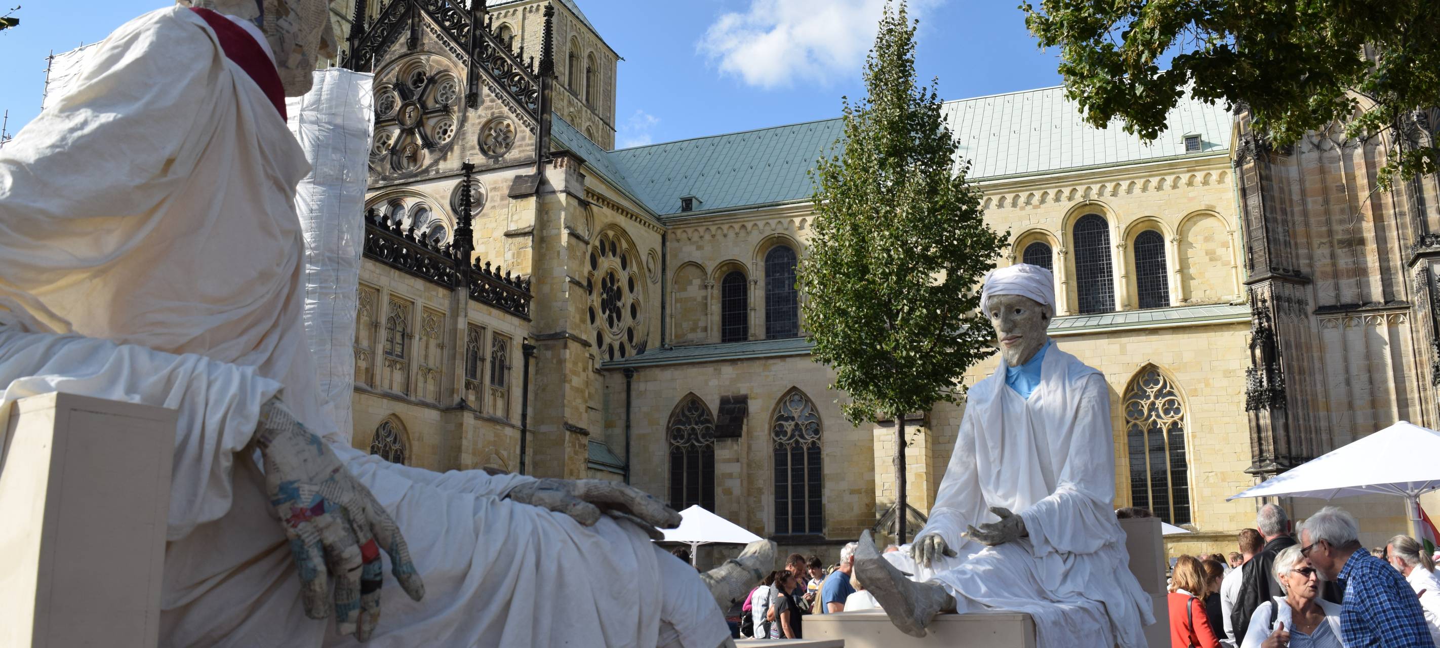 West-Östlicher Diwan auf dem Domplatz