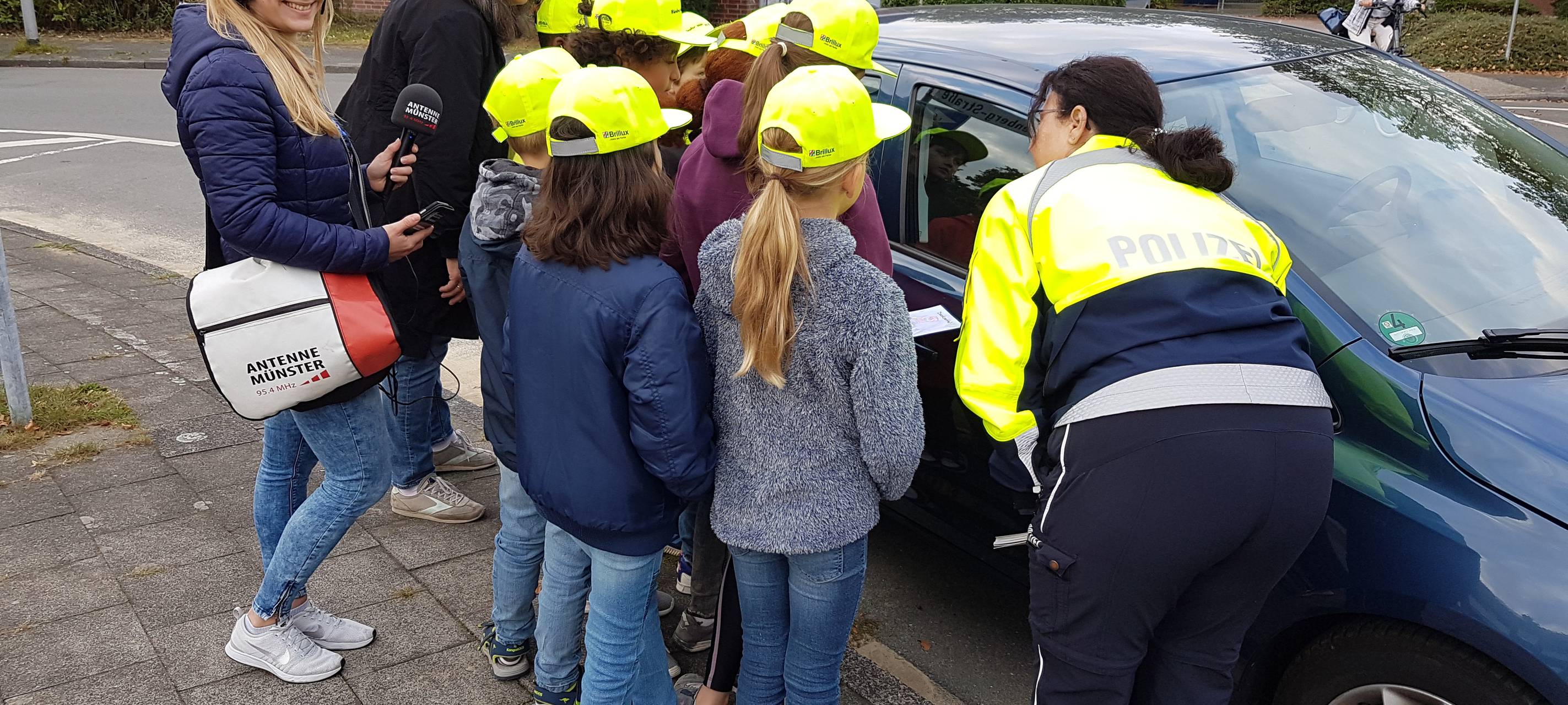 Wir bringen euch sicher zur Schule - Münster sieht gelb