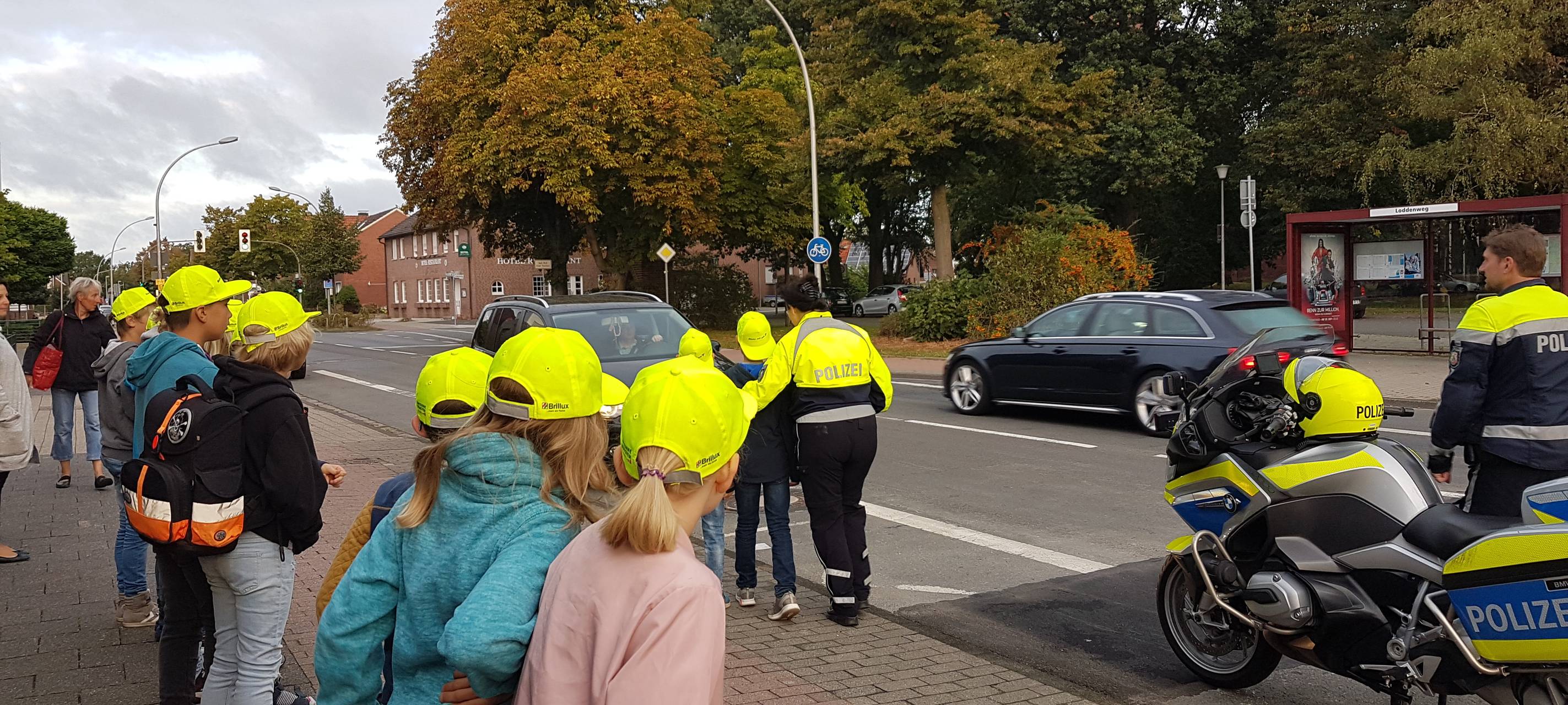 Wir bringen euch sicher zur Schule - Münster sieht gelb