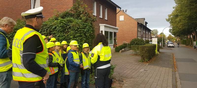 Wir bringen euch sicher zur Schule - Münster sieht gelb