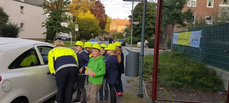 Wir bringen euch sicher zur Schule - Münster sieht gelb