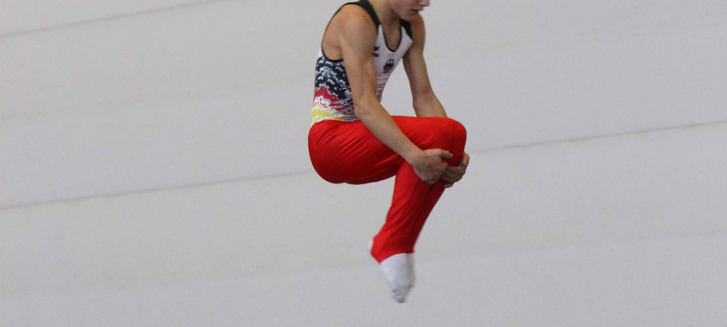 Adrian kann zur Trampolin Jugend-WM in Tokio
