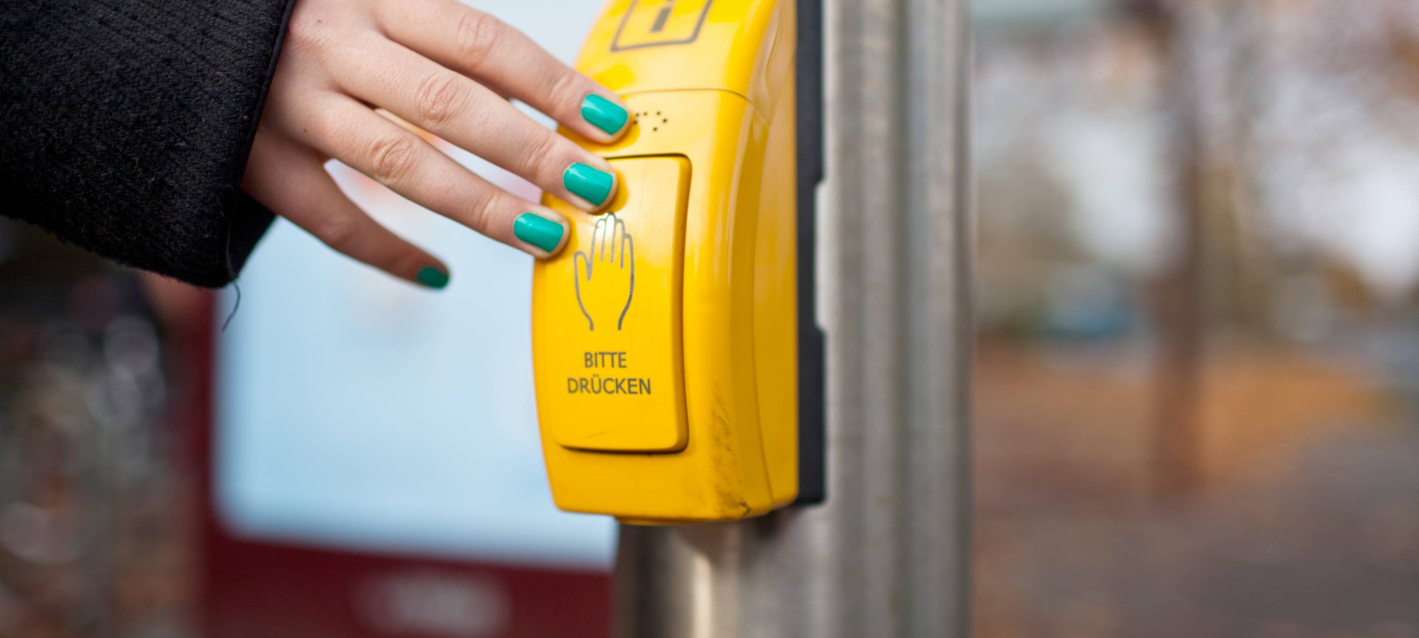 Hilfe für Blinde: Sprechende Haltestellen