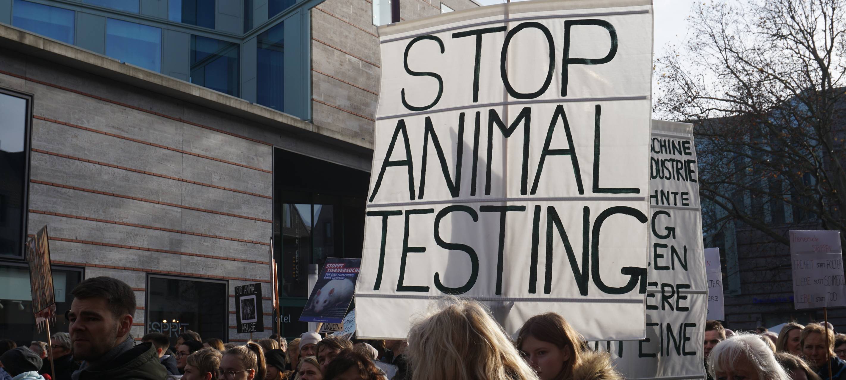 Demo gegen Tierversuche
