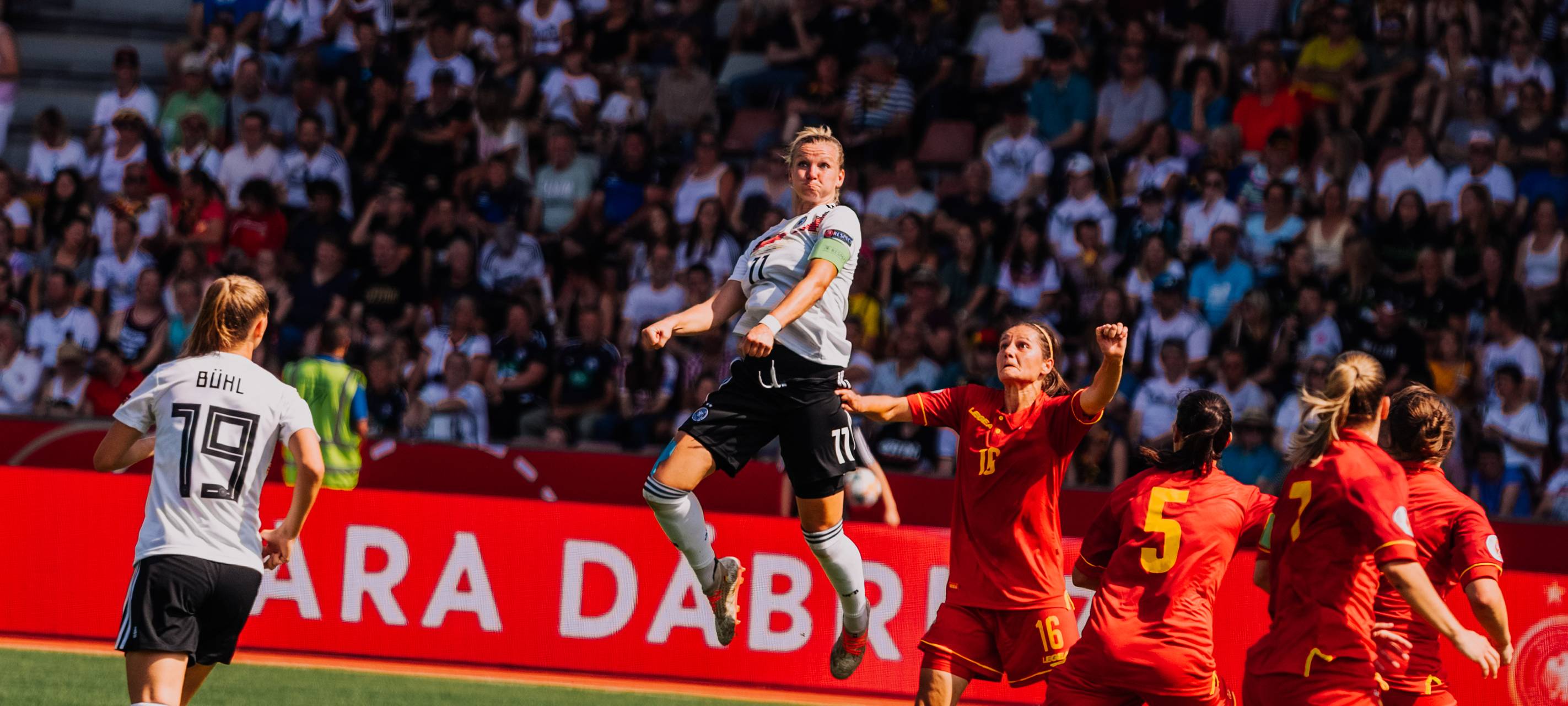Frauen-Fußball-Länderspiel: Stehplätze im Vorverkauf