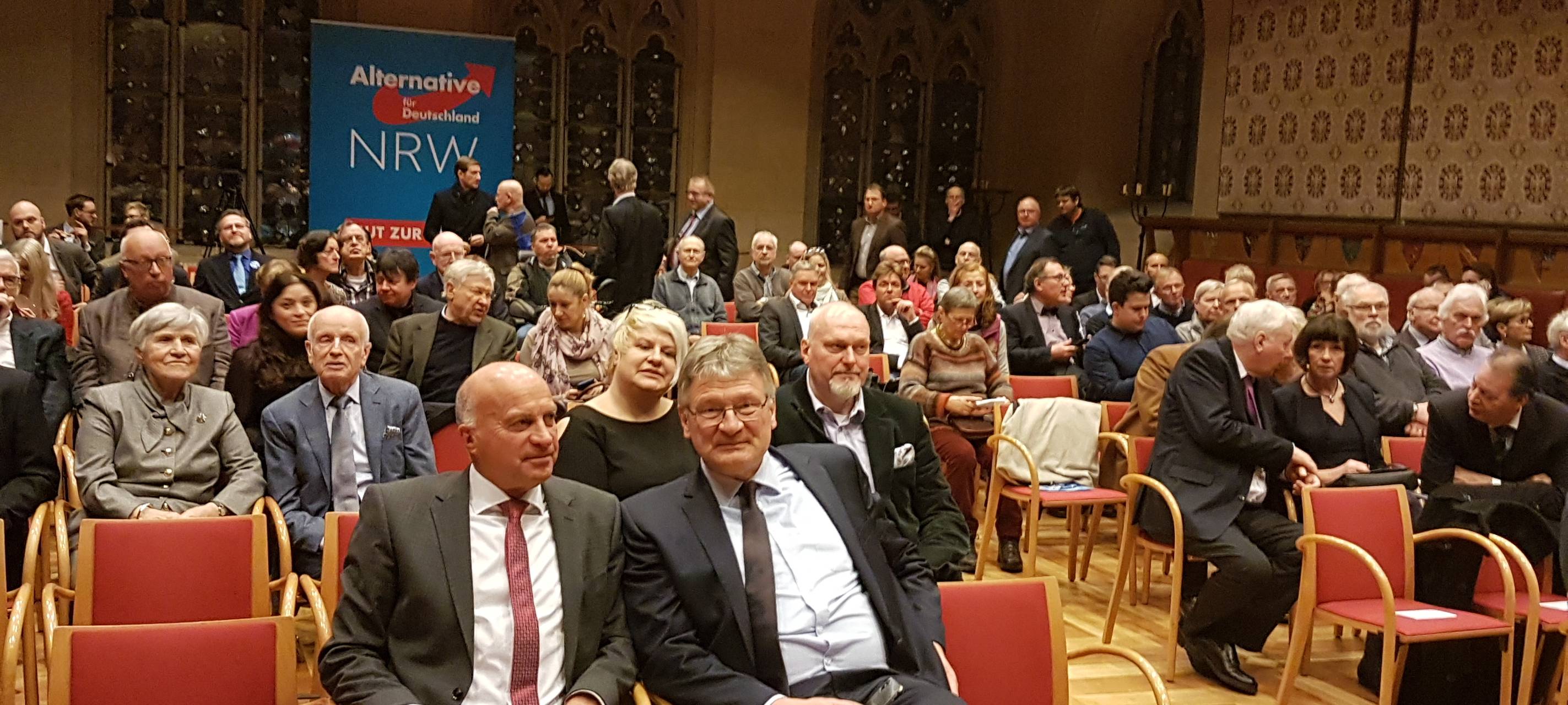 4.000 protestieren gegen AfD-Neujahrsempfang