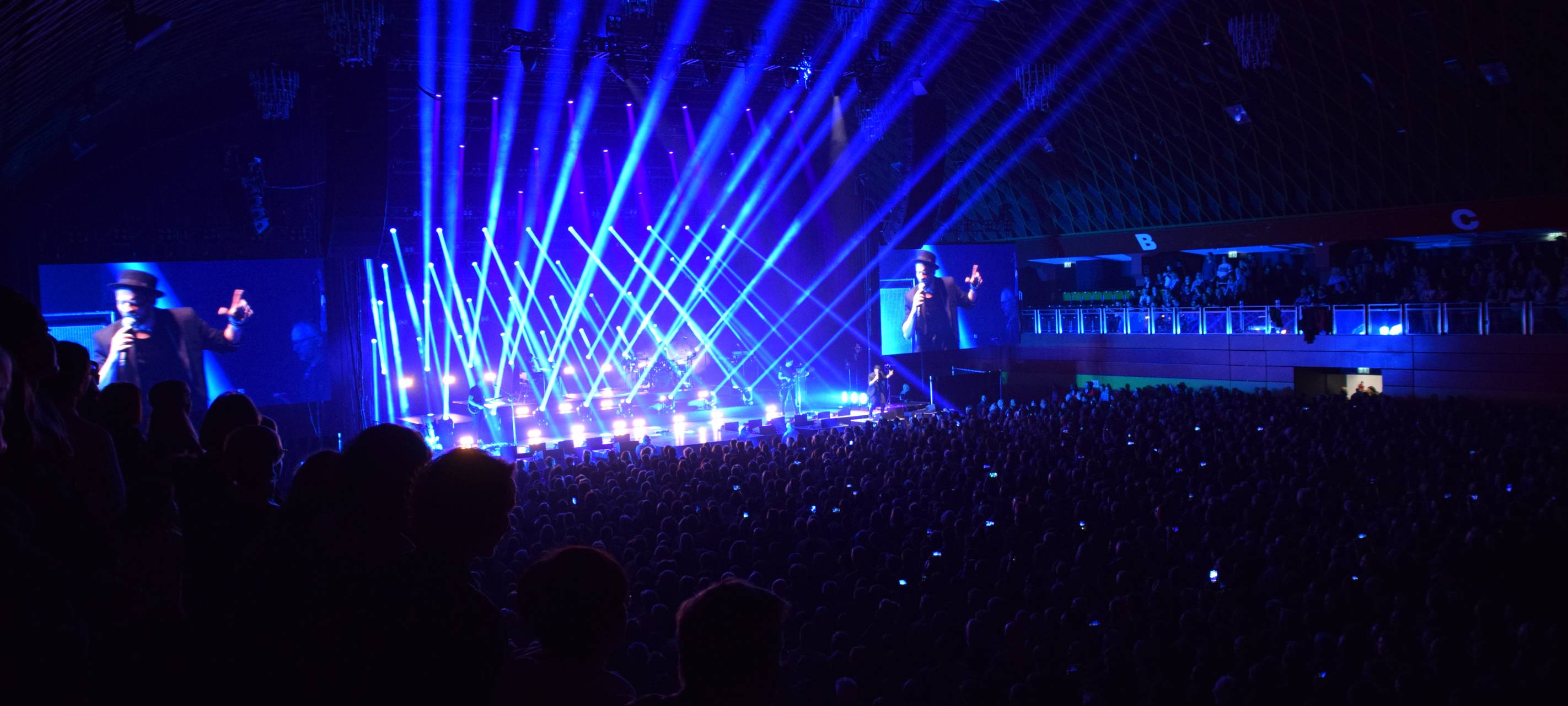 Johannes Oerding in der Halle Münsterland