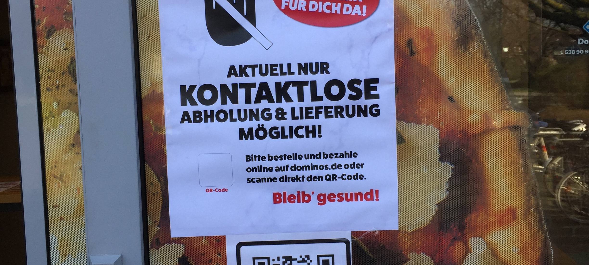 Beim Einkaufen Abstand halten!
