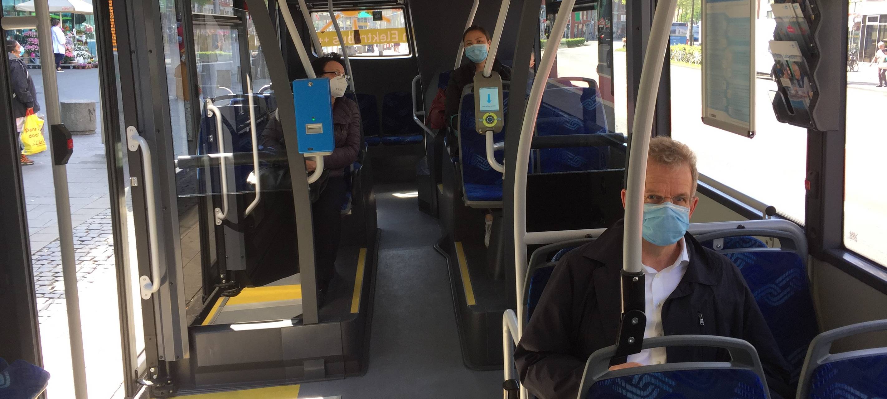 Kontrollen zur Maskenpflicht in Zügen und Bahnhöfen