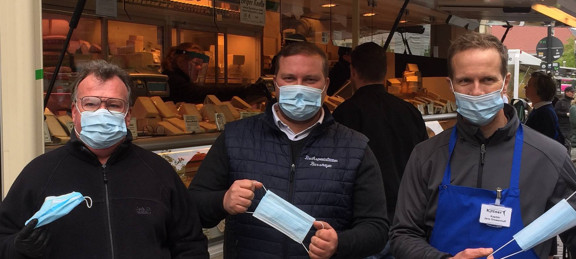 Münsters Markthändler verschenken 10.000 Masken