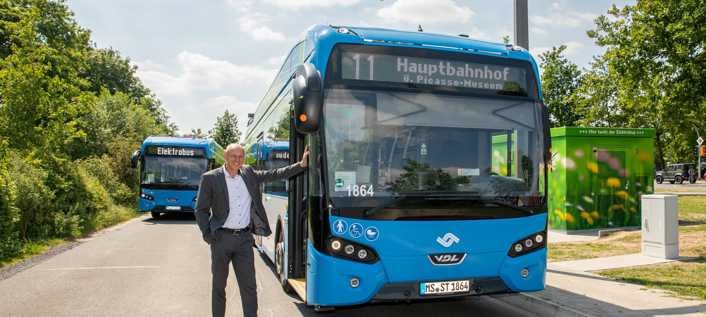 Ab Sommer tankt die Linie 11 Ökostrom an der Dieckmannstraße