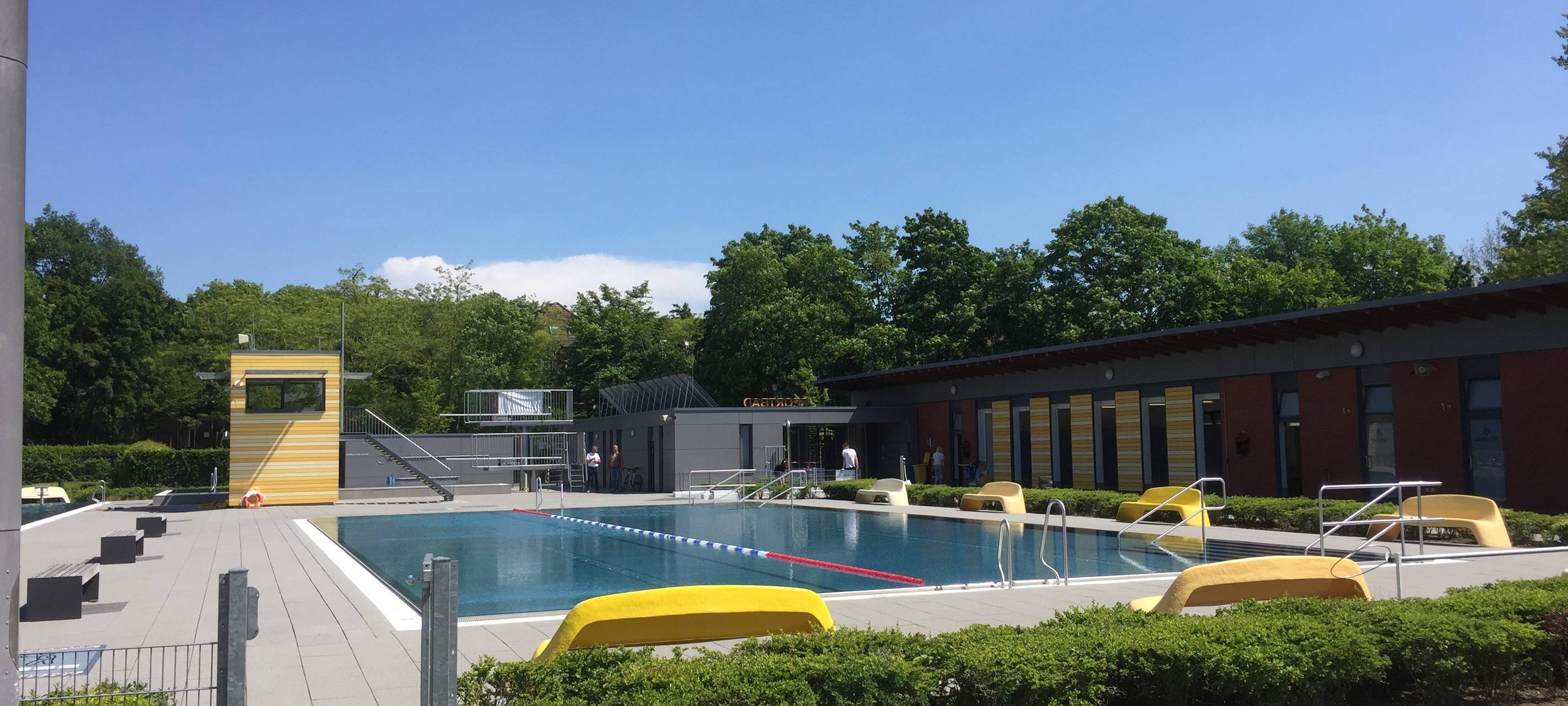 So war der erste Besuch im Freibad