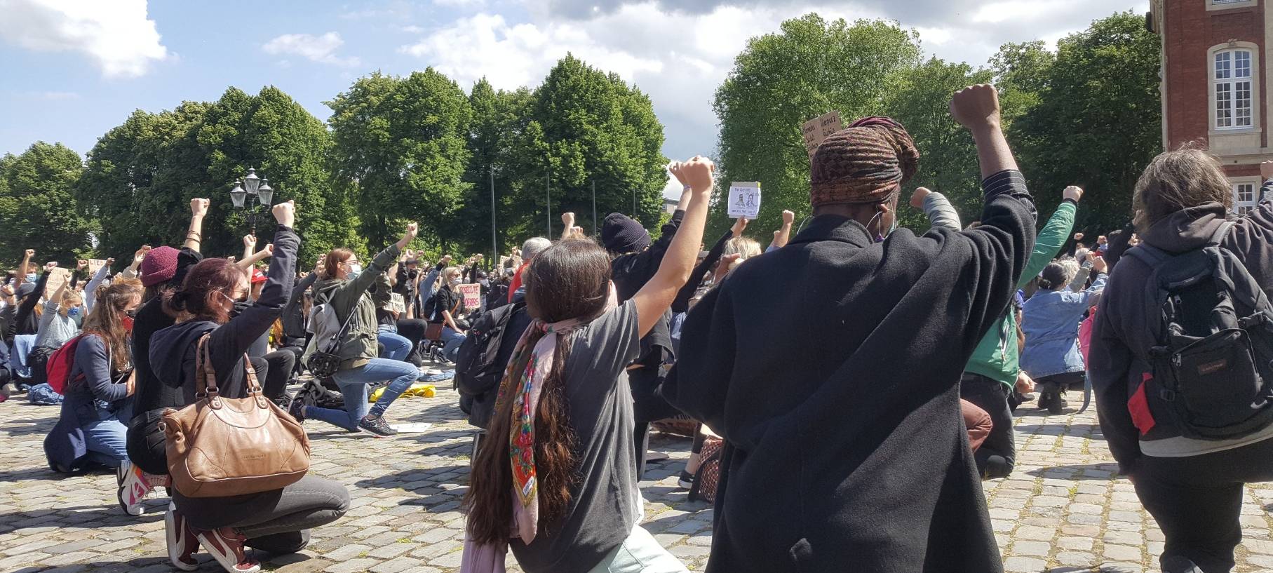 2.000 Menschen bei Anti-Rassismus-Kundgebung
