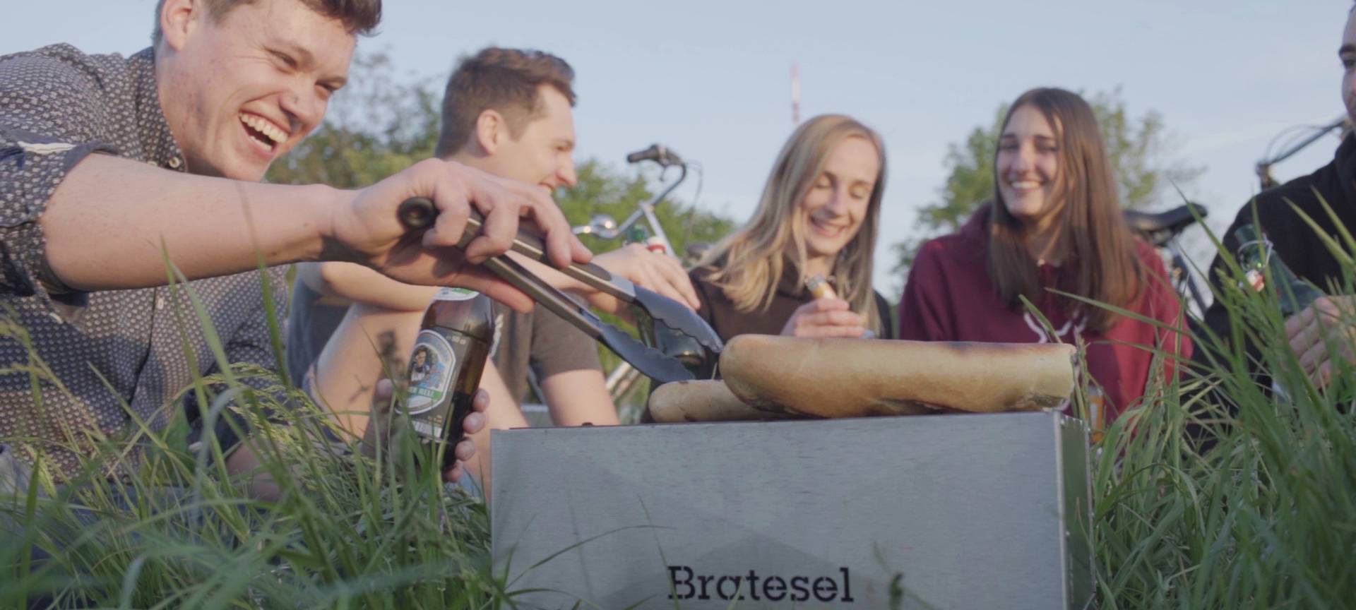 "Bratesel" - der mobile Fahrradgrill