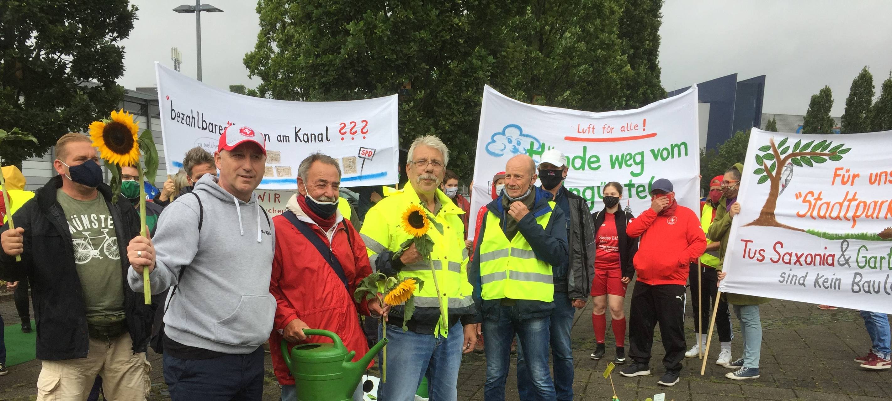 Demos vor der Ratssitzung
