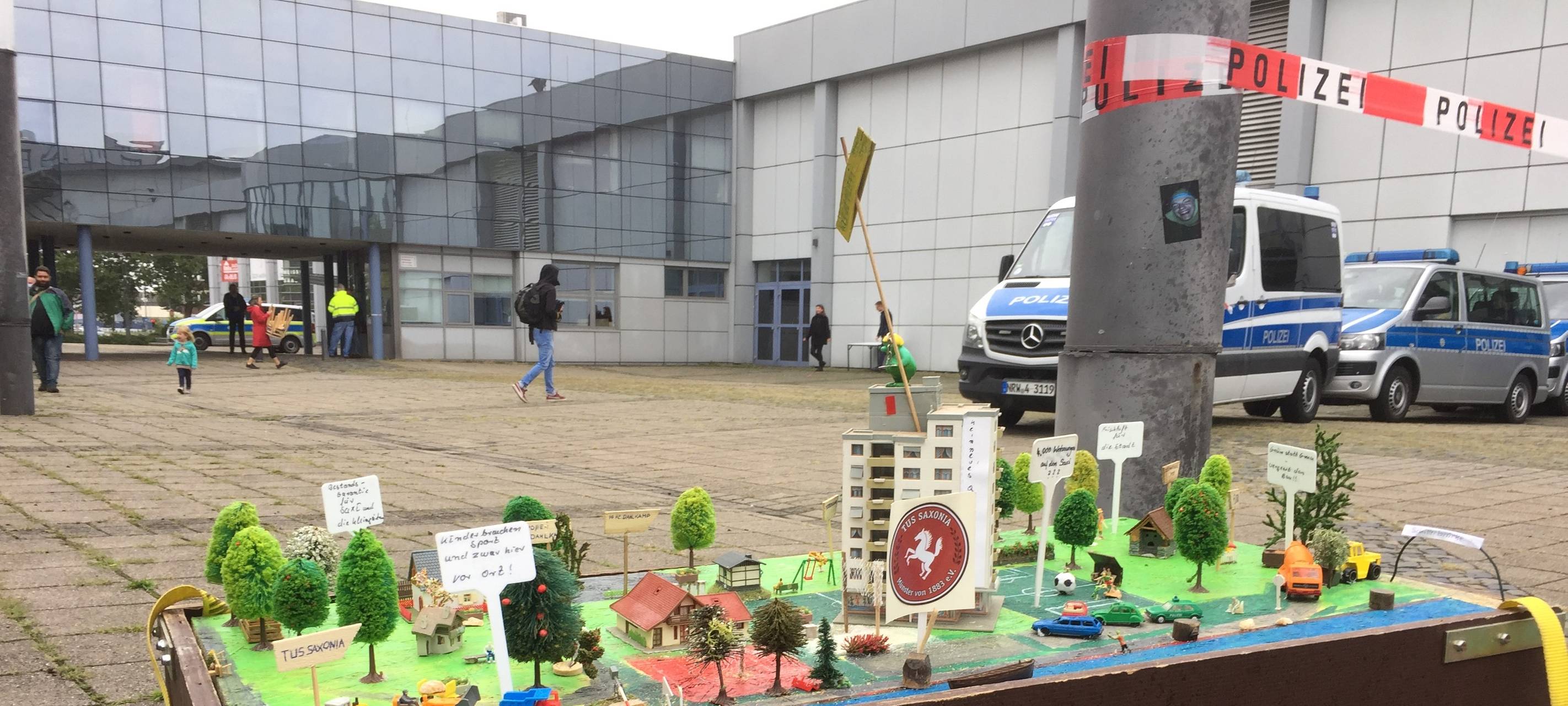 Demos vor der Ratssitzung