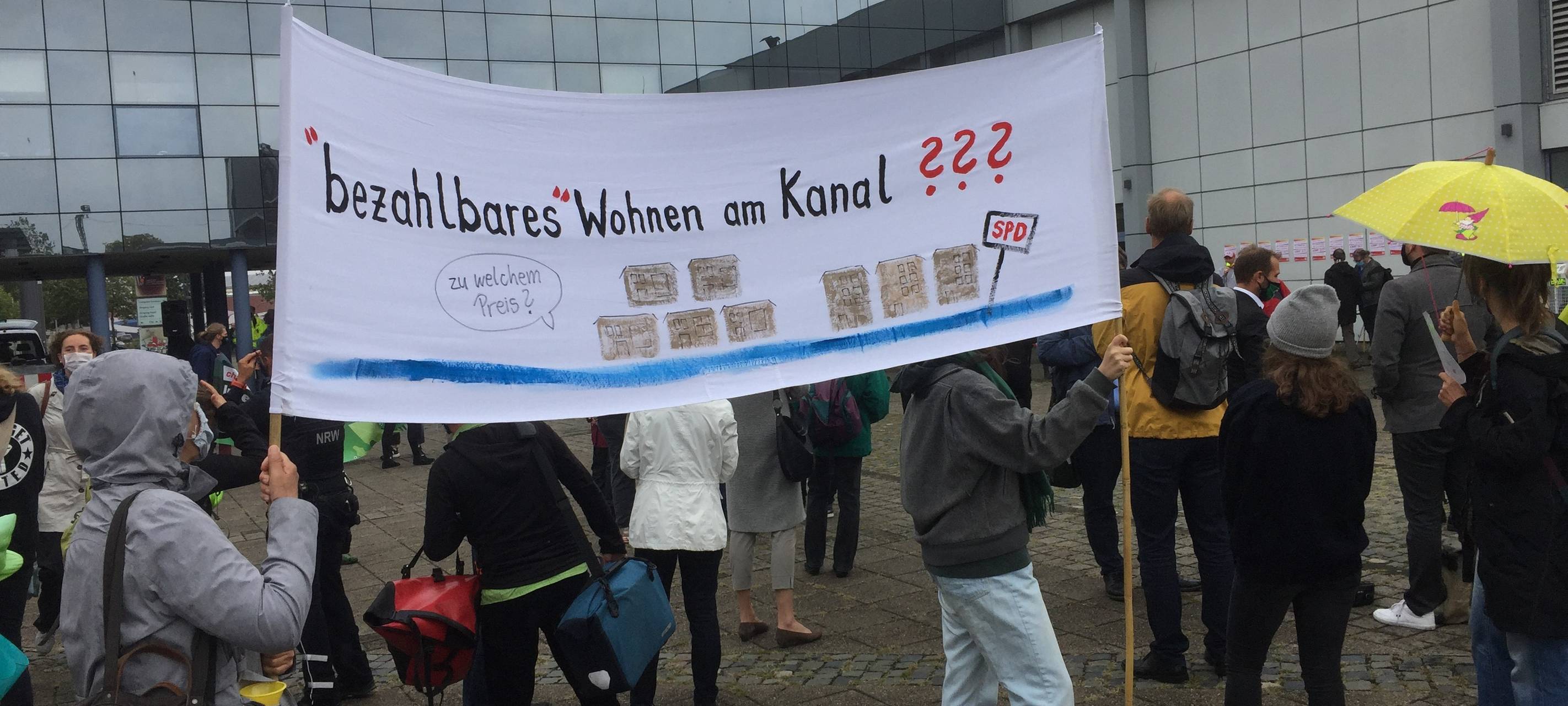 Demos vor der Ratssitzung