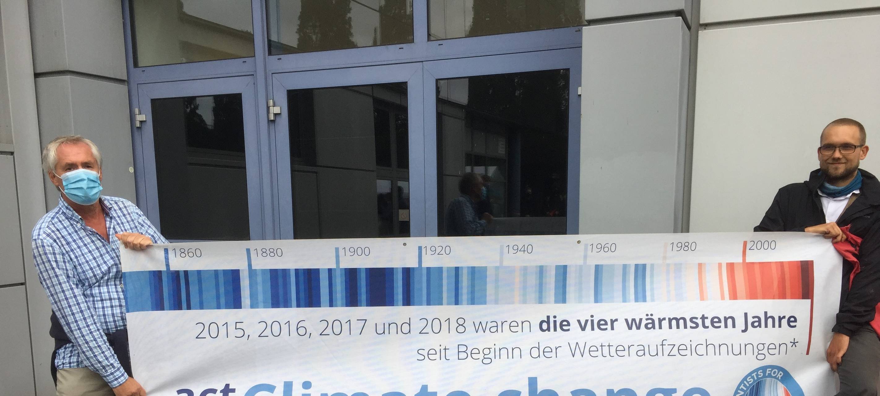 Demos vor der Ratssitzung