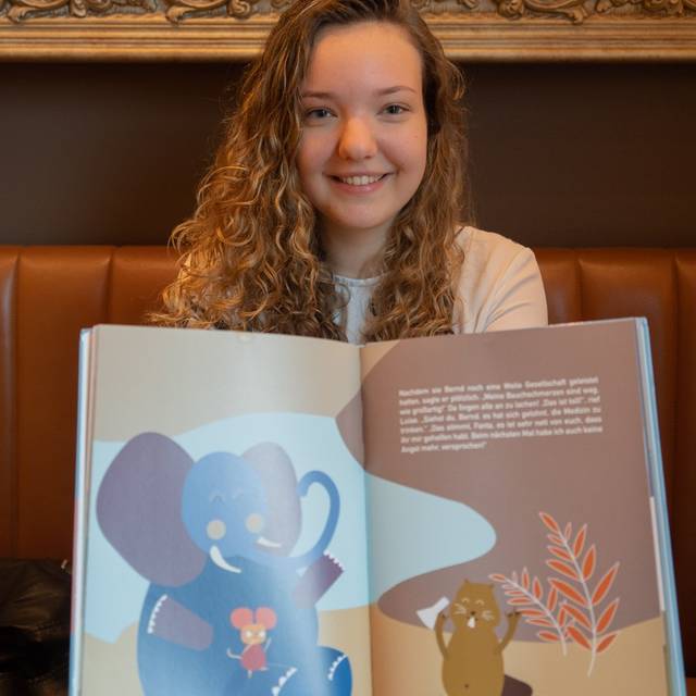 19-jährige Münsteranerin schreibt eigenes Kinderbuch - Antenne Münster