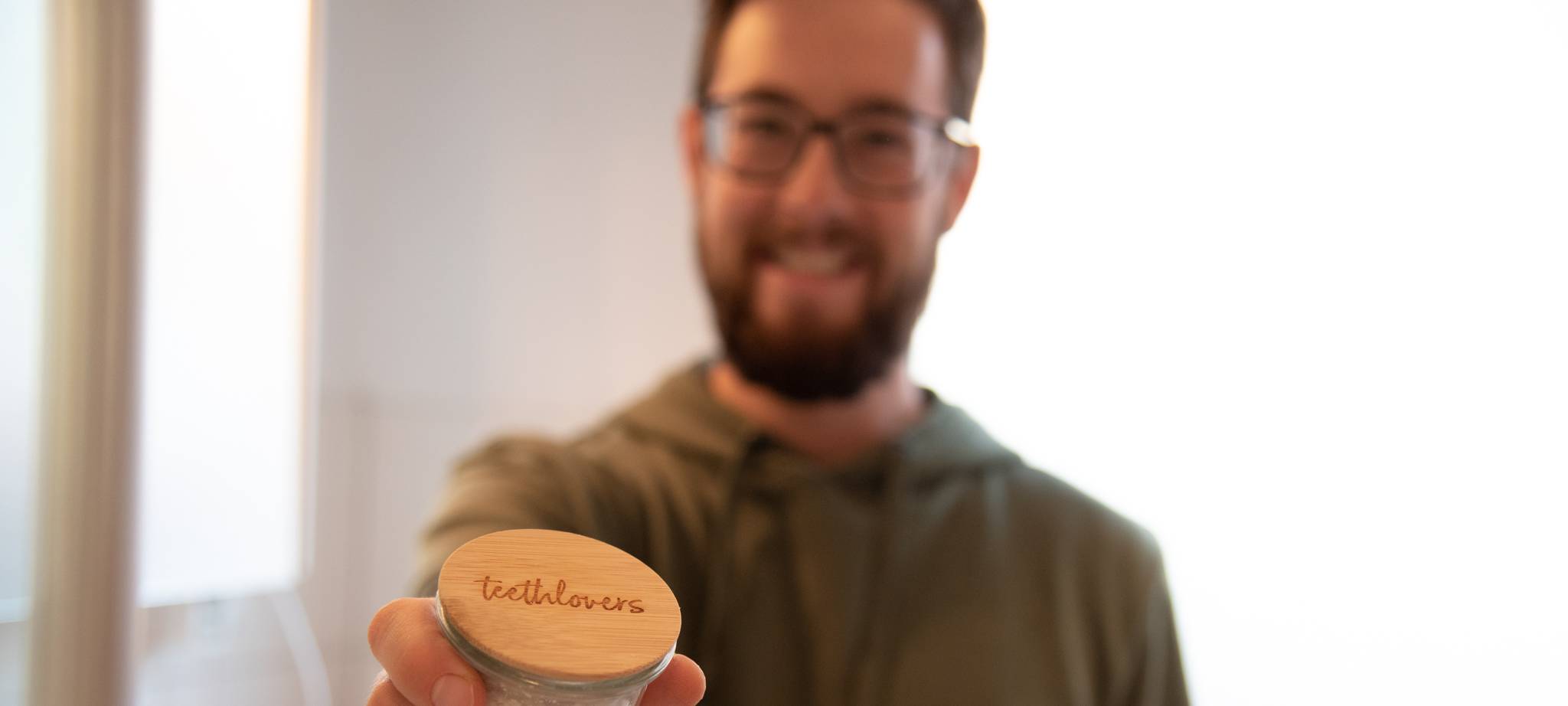 Pulver statt Zahnpasta