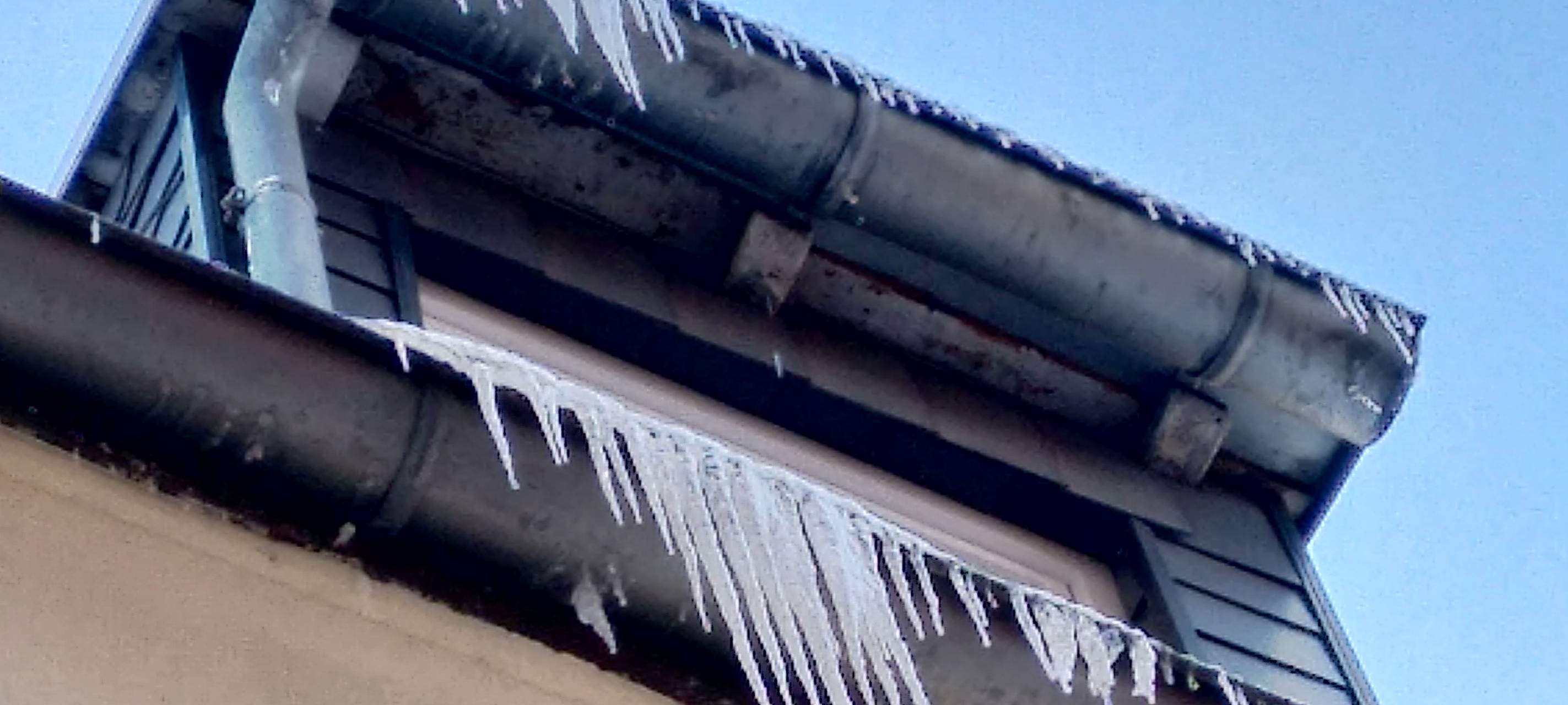 Achtung Eiszapfen: Gefahr für Fußgänger