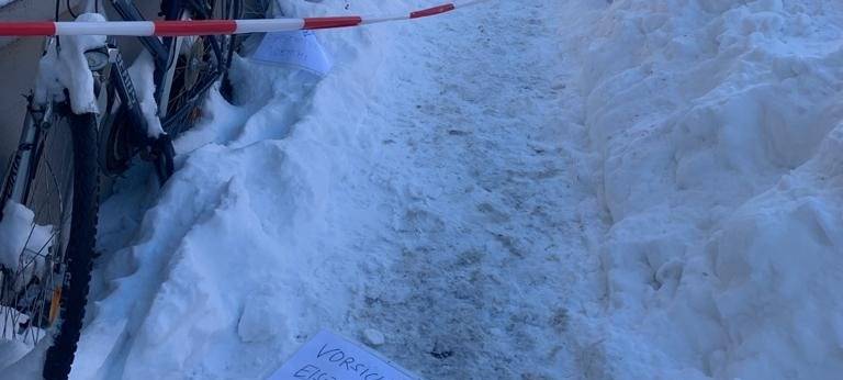 Achtung Eiszapfen: Gefahr für Fußgänger