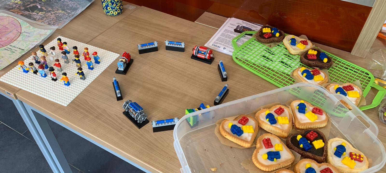 Teilchenbeschleuniger-Modell aus 16.000 Legosteinen