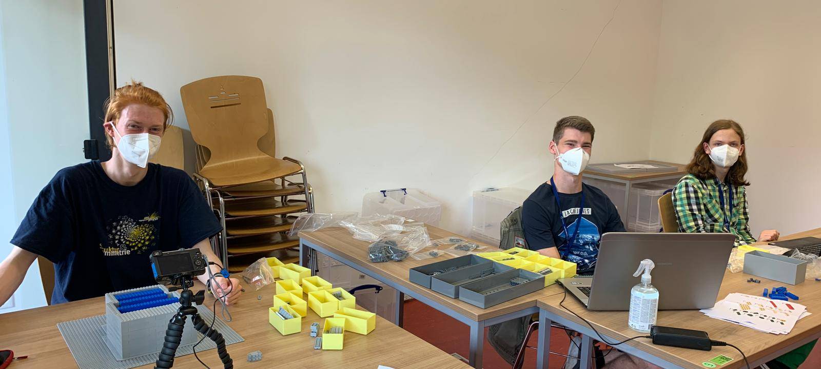 Teilchenbeschleuniger-Modell aus 16.000 Legosteinen