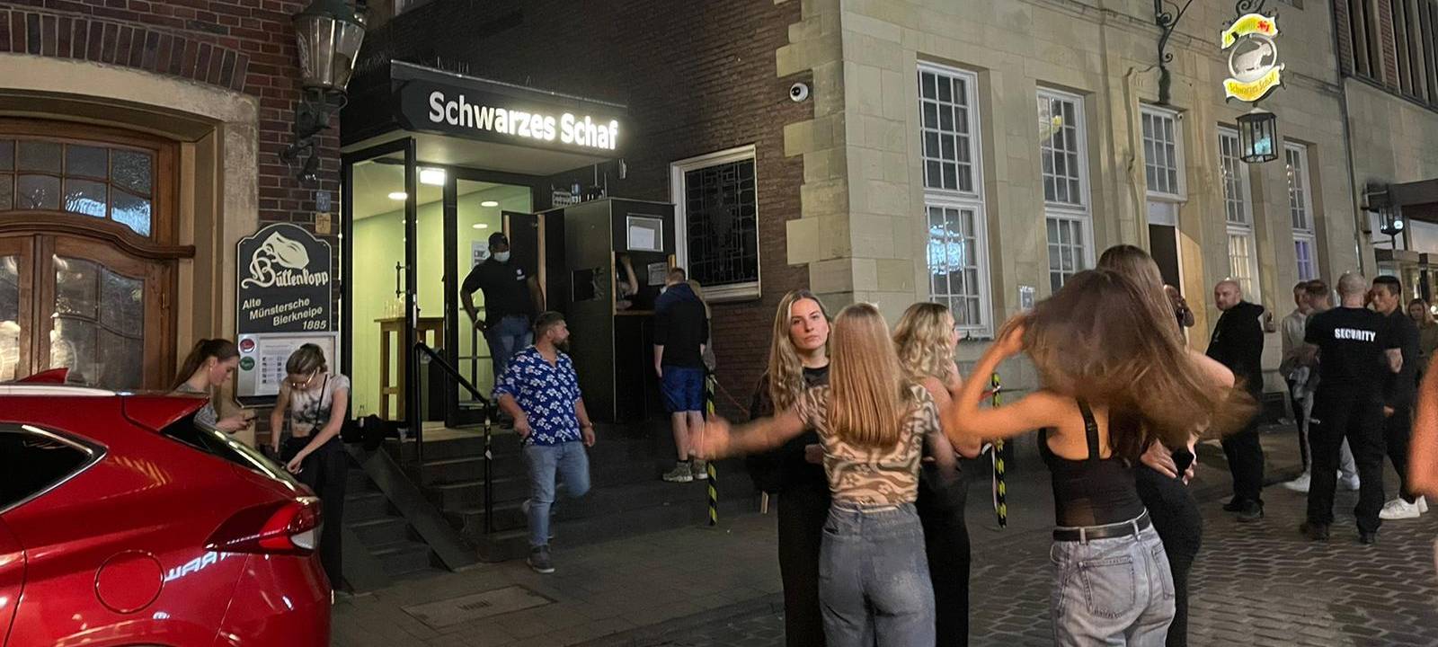 Wiedereröffnung der Clubs