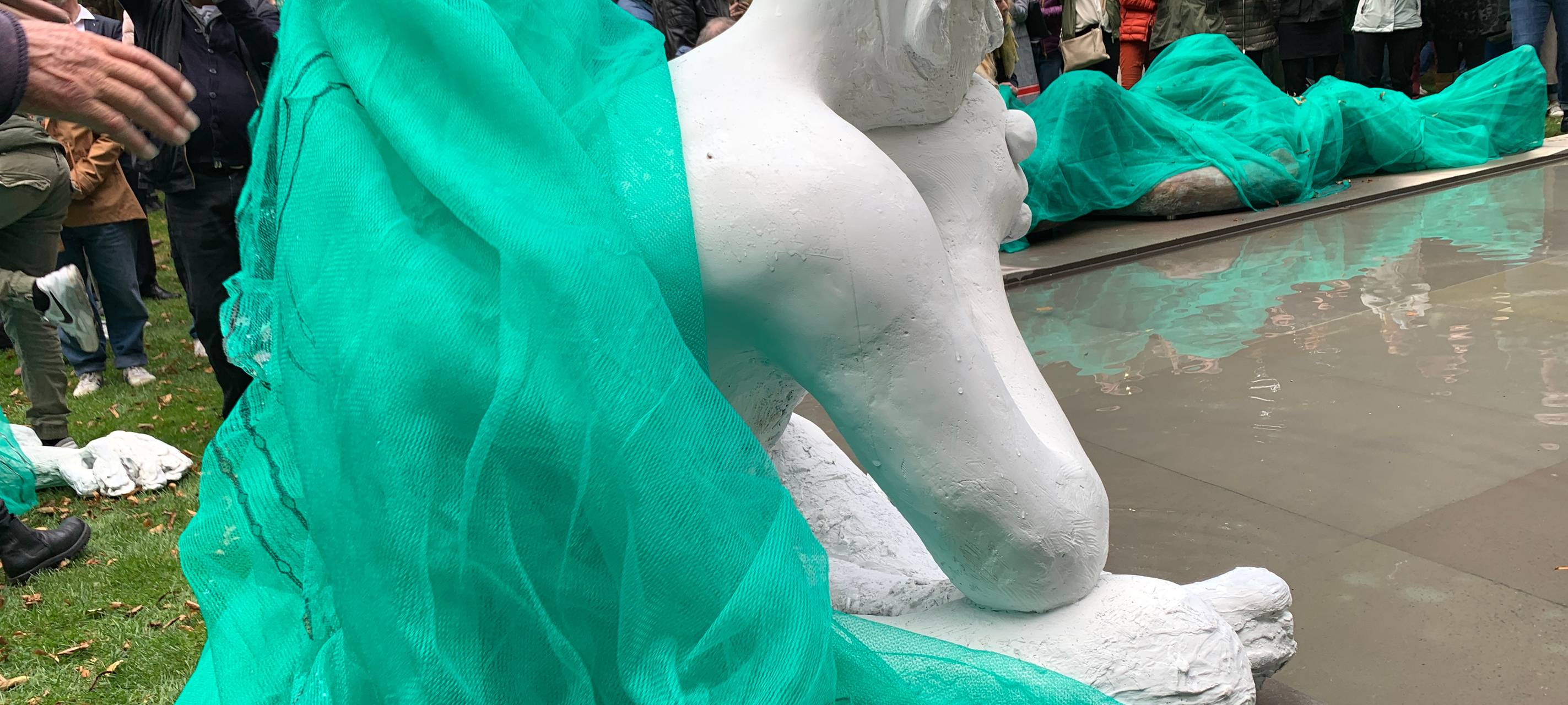 1.000 Menschen bei Brunnen-Eröffnung