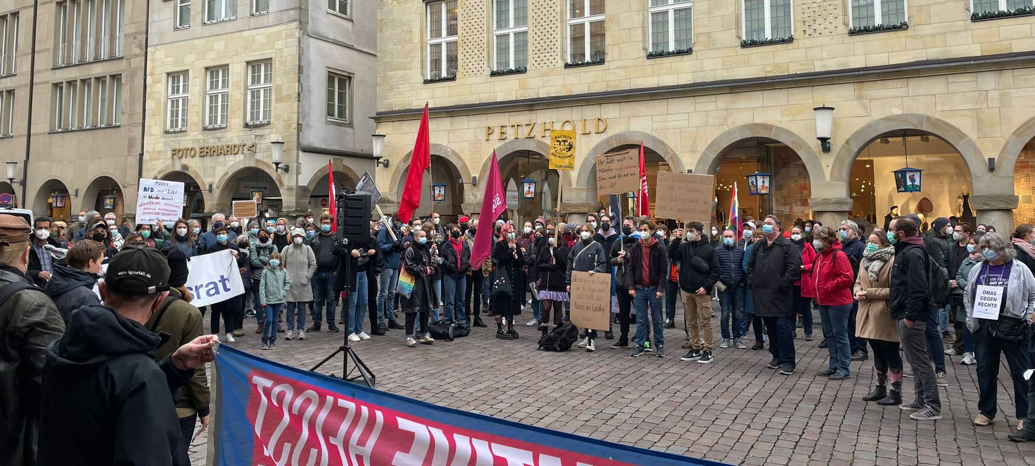 Demonstration von Bündnis "Keinen Meter den Nazis"