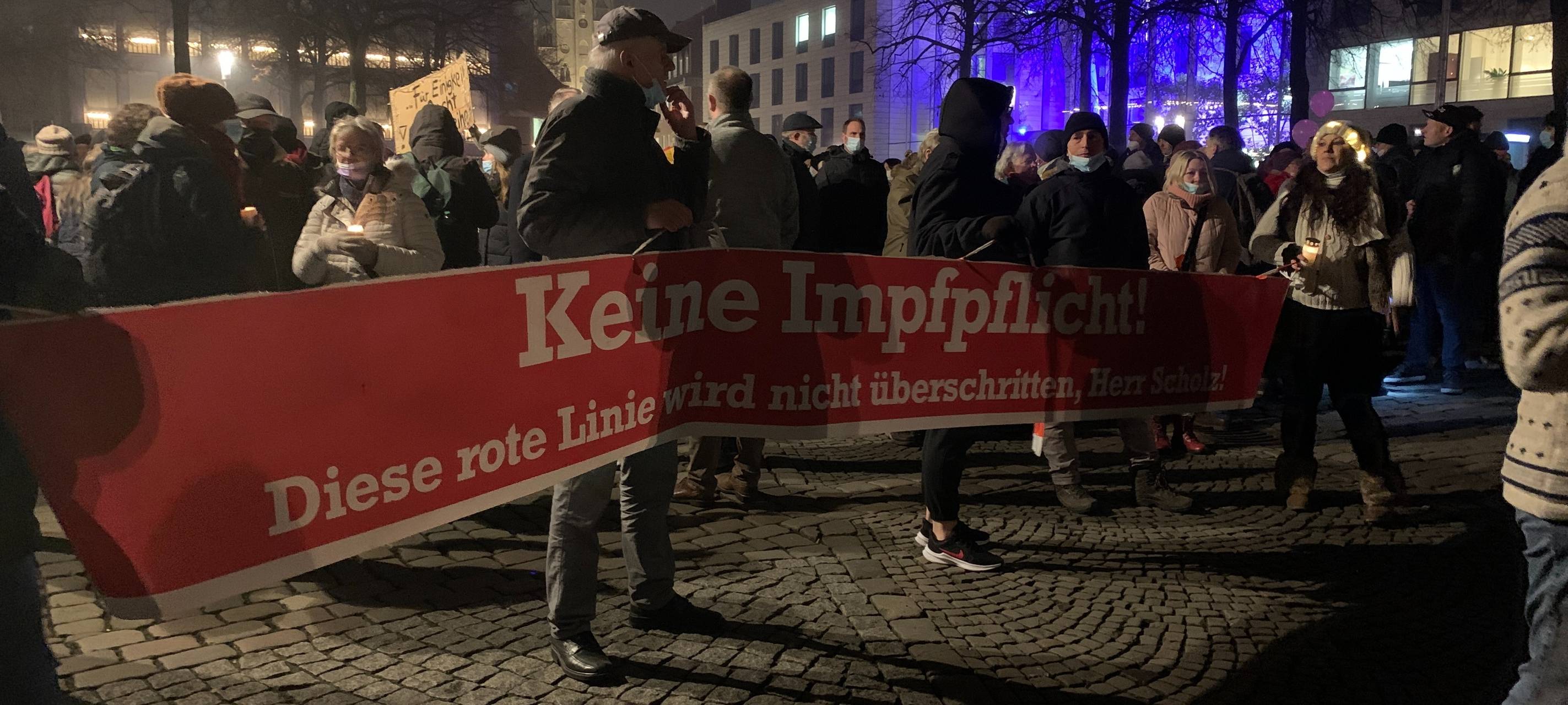 Demo von Impfskeptikern