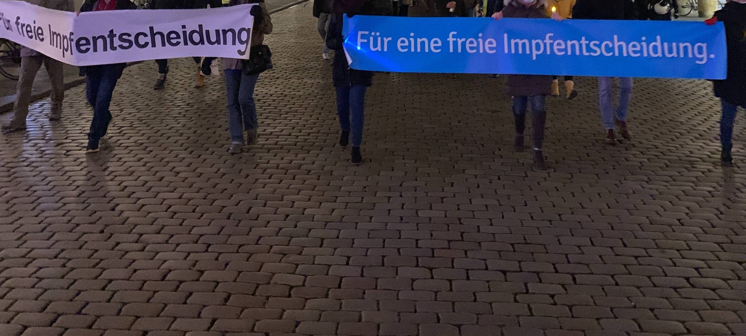 Demo von Impfskeptikern