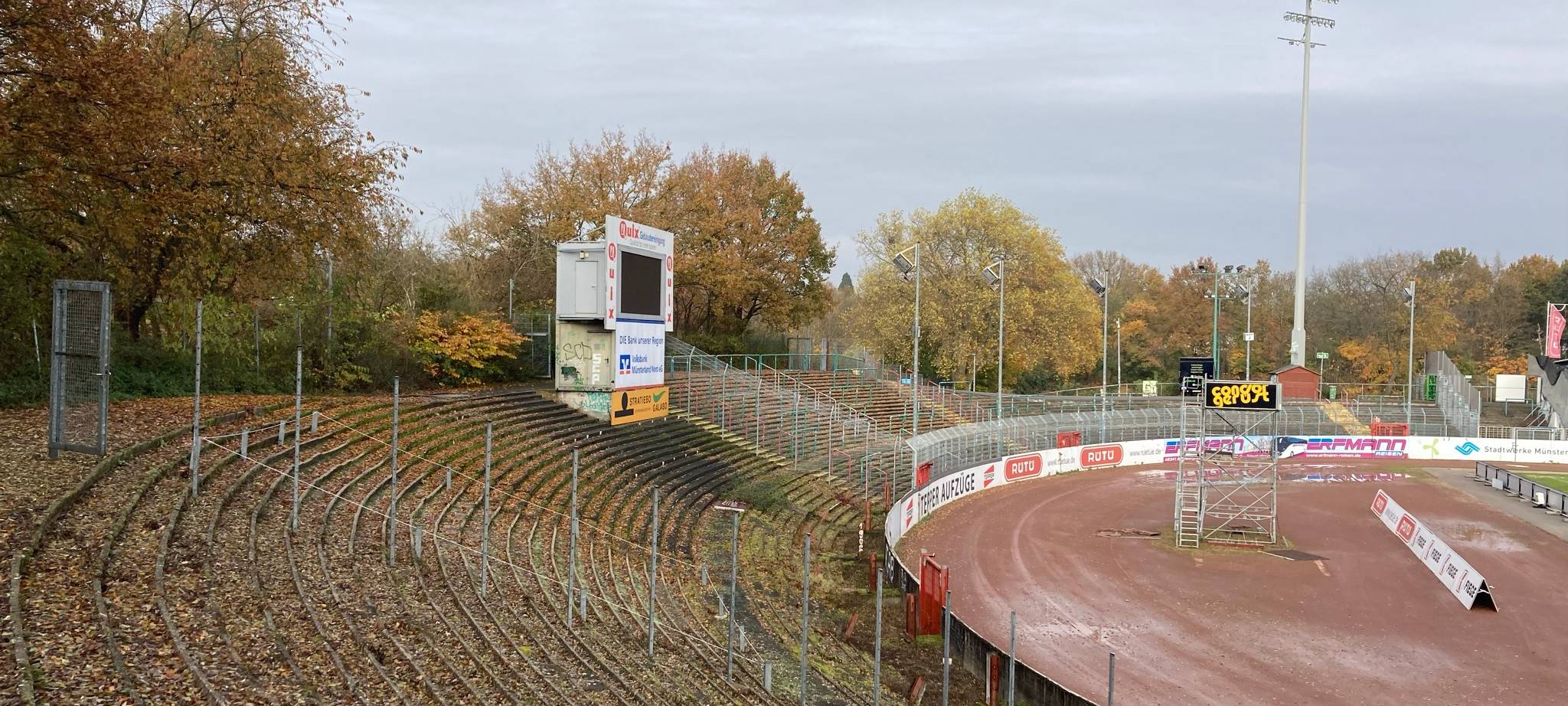 Preußenstadion: Westtribüne wird abgerissen