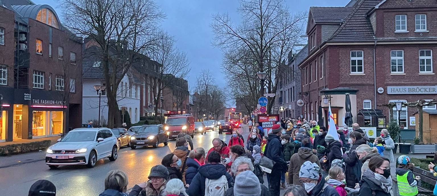 Hunderte Hiltruper zeigen Solidarität