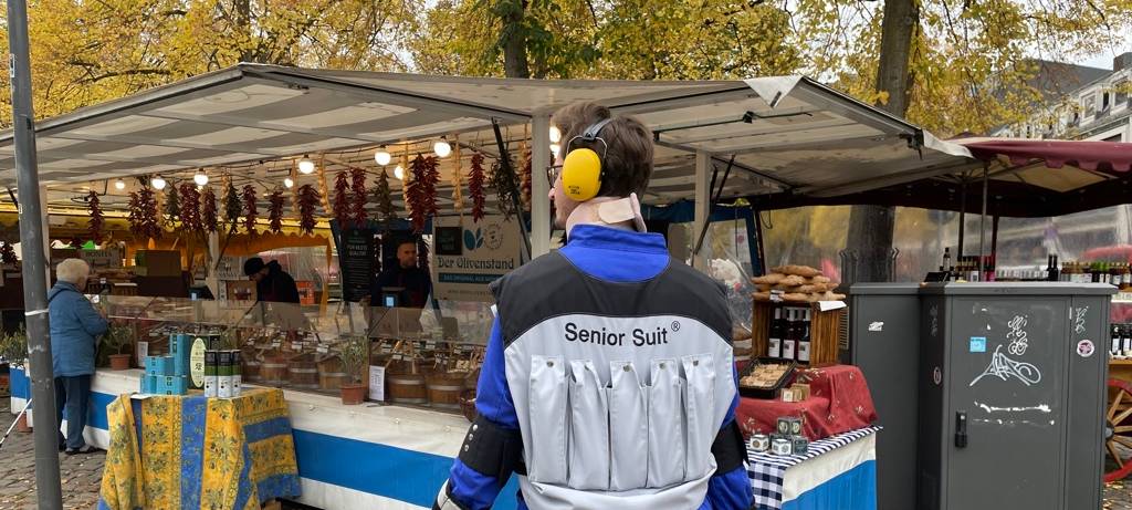 Altersanzug macht Stadt gesprächsbereit